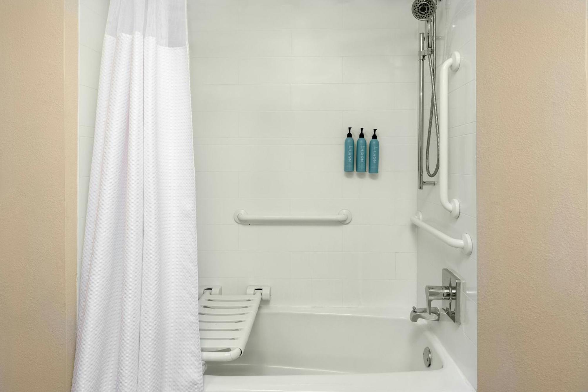 Courtyard By Marriott Oklahoma City Airport Екстериор снимка