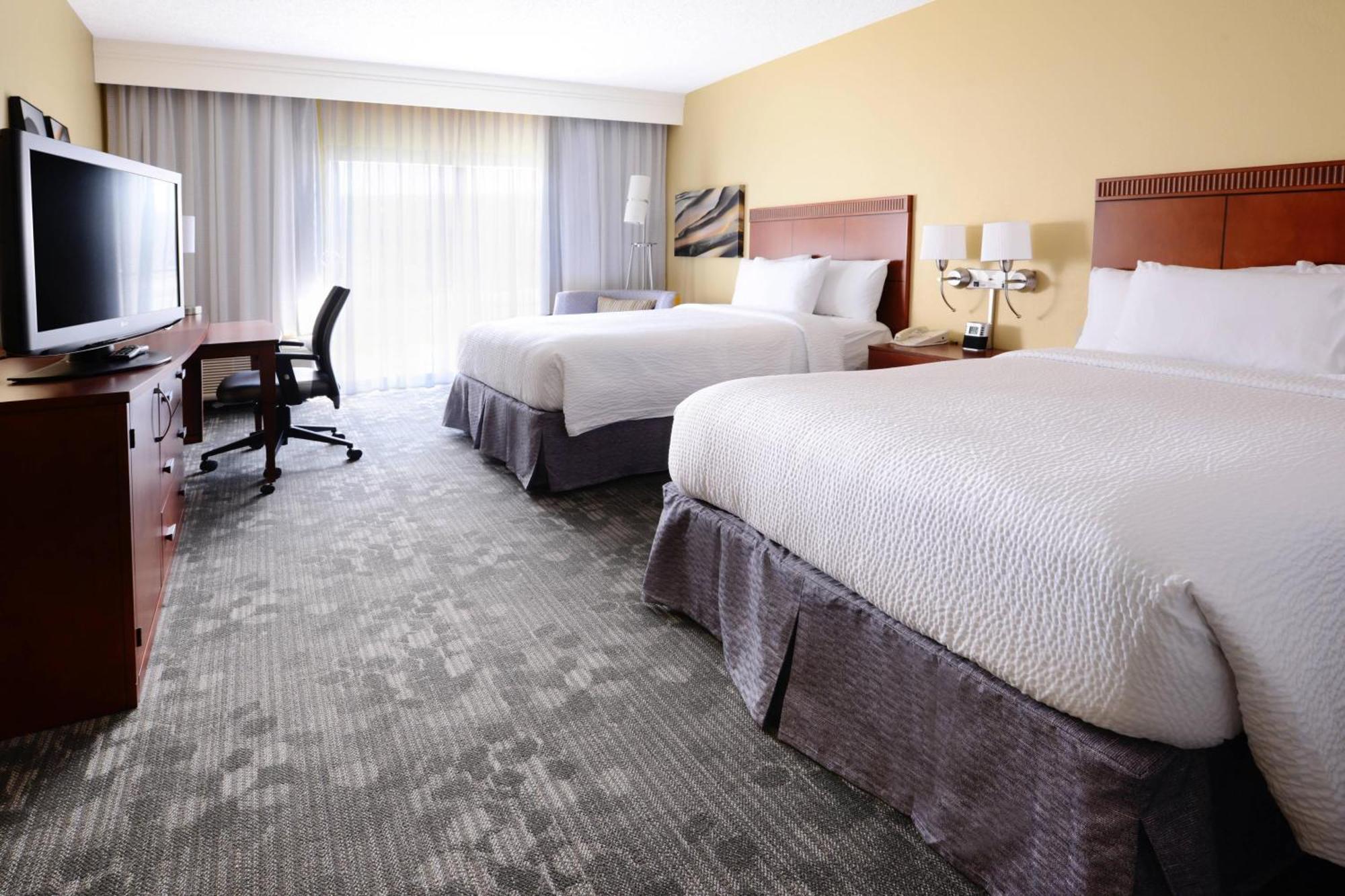 Courtyard By Marriott Oklahoma City Airport Екстериор снимка