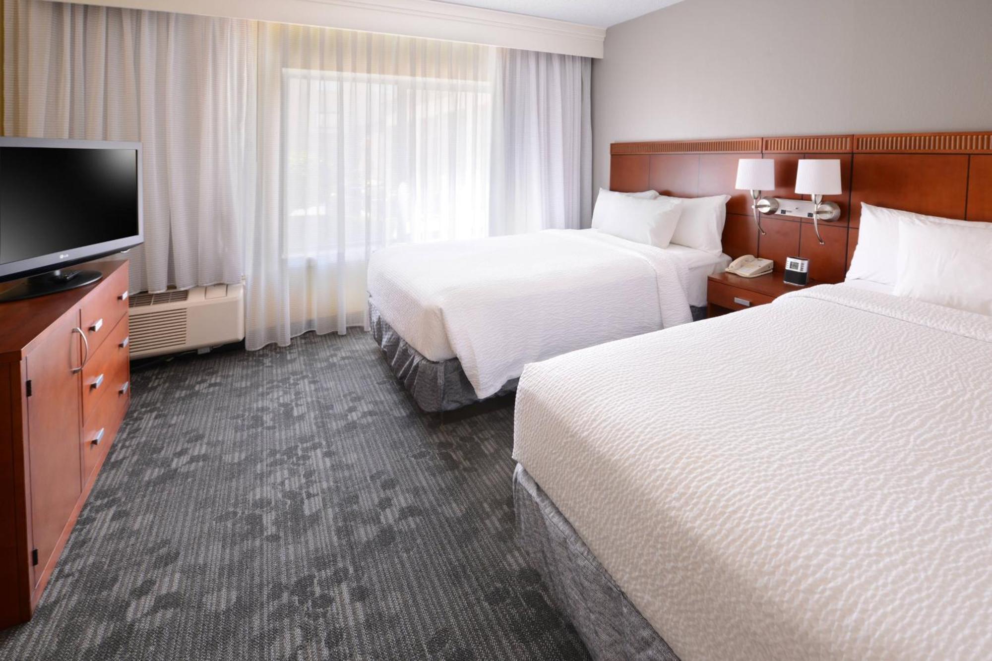 Courtyard By Marriott Oklahoma City Airport Екстериор снимка