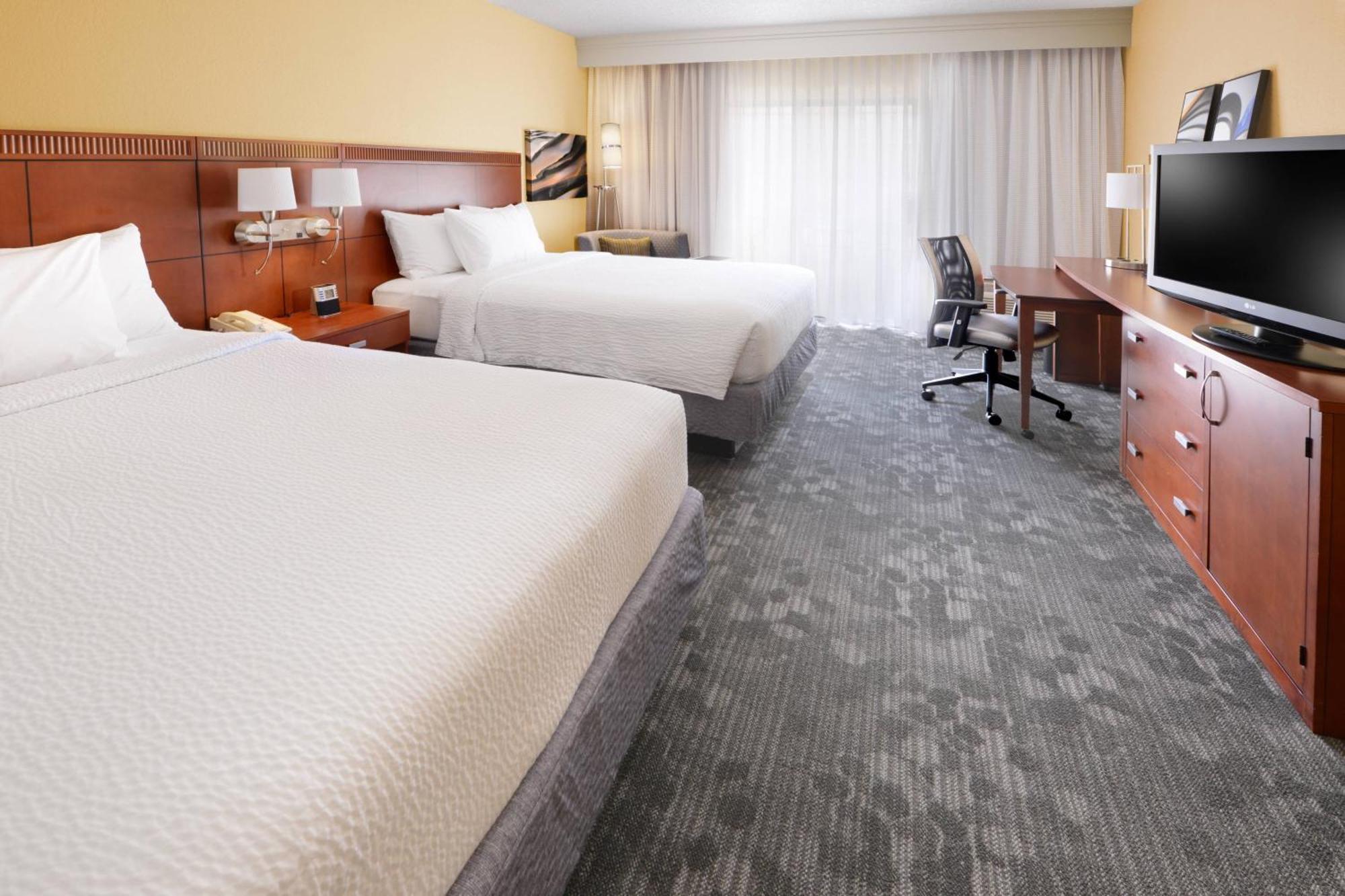 Courtyard By Marriott Oklahoma City Airport Екстериор снимка